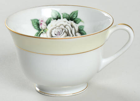 White Rose Footed Cup