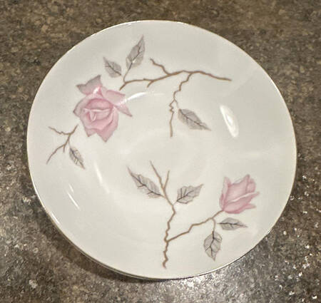 Dawn Rose Fruit/Dessert (Sauce) Bowl