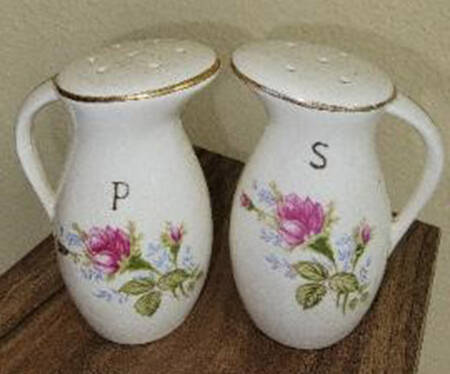 Moss Rose Handled Salt & Pepper Set