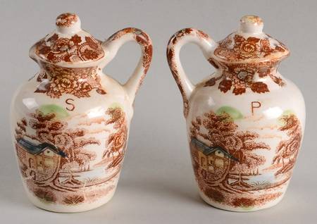 Mountain Woodland Salt & Pepper Set