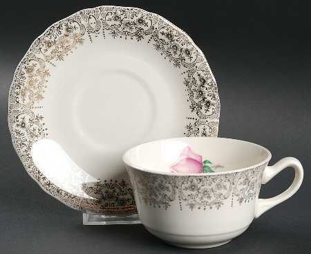 Queens Rose (Gold Filigree) Flat Cup & Saucer Set