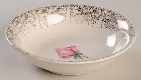 Queens Rose (Gold Filigree) Fruit/Dessert (Sauce) Bowl
