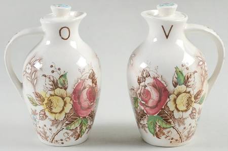 Rose Arbor Brown Multicolor Vinegar and Oil Set with Stoppers