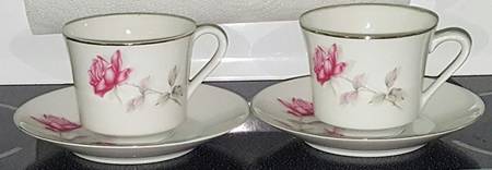 Rose Bramble Flat Cup & Saucer Set