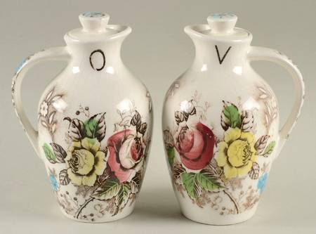 Rosevine Vinegar and Oil Set with Stoppers