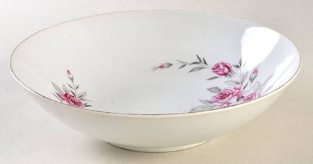 Wild Rose (Platinum Trim) 9" Round Vegetable Bowl