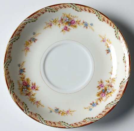 Corinthia Saucer
