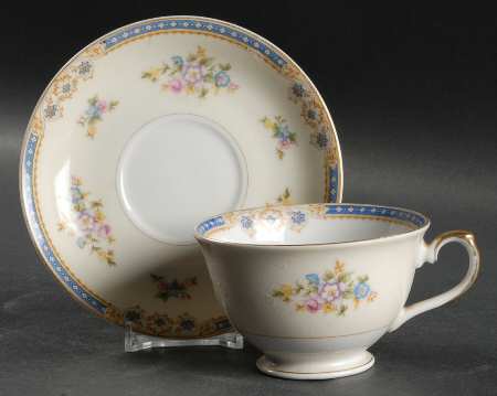 Langley Footed Cup & Saucer Set