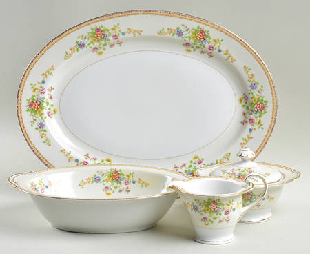 Patricia 5 Piece Hostess Set