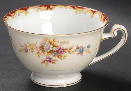 Wembley Footed Cup