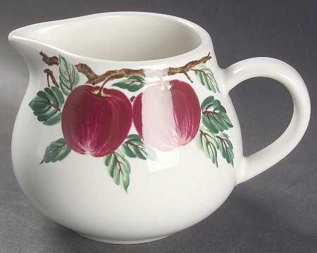 Bella Roma Creamer