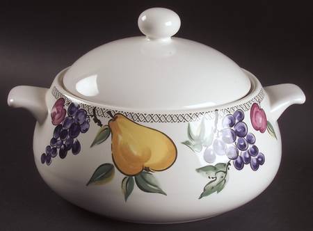 L'Amore 2 Qt Round Covered Casserole