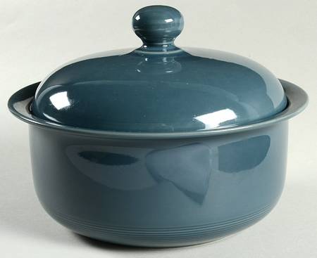Solid Color Dark Blue 2 Qt Round Covered Casserole