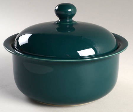 Solid Color Forest Green 2 Qt Round Covered Casserole