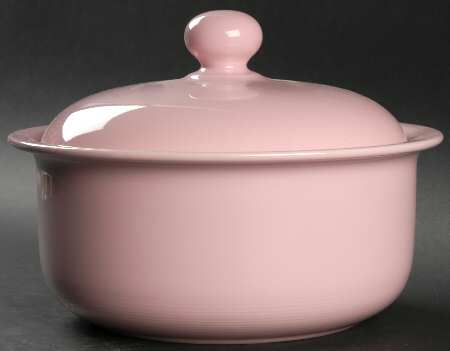 Solid Color Light Rose 2 Qt Round Covered Casserole