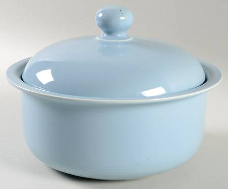 Solid Color Powder Blue 2 Qt Round Covered Casserole