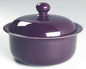 Solid Color Plum 2 Qt Round Covered Casserole