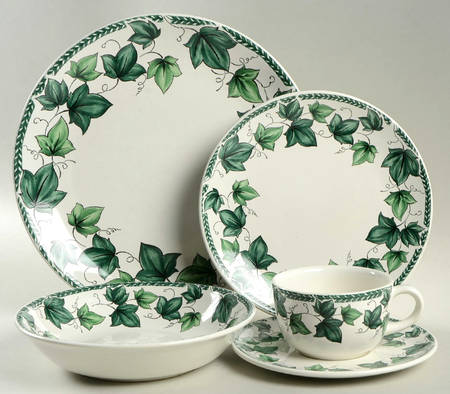 Vista Verde 5 Piece Place Setting