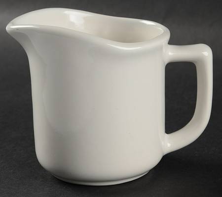 Bravo White Creamer