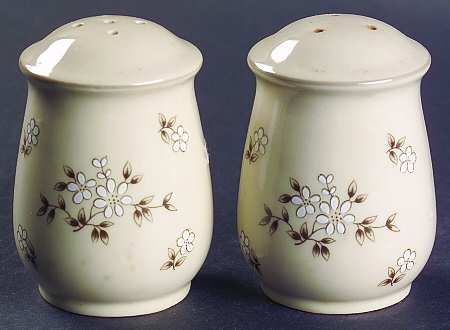 Candlelight Salt & Pepper Set