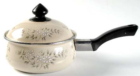 Candlelight 1.5 Quart Metal Covered Saucepan