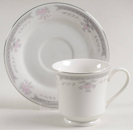 Colleen (No Verge) Footed Cup & Saucer Set