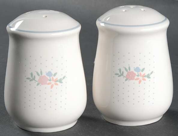Corsage Salt & Pepper Set