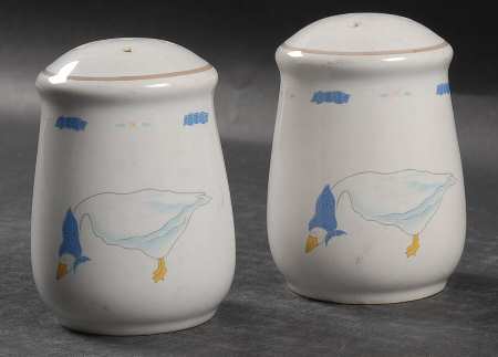 Countryside Salt & Pepper Set