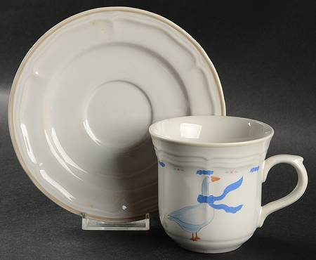 Countryside Flat Cup & Saucer Set