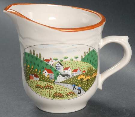 Country Village Creamer