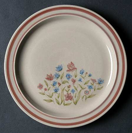 Good Earth Salad Plate