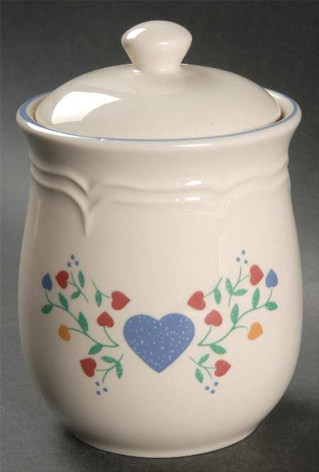 Legacy Hearts Medium Canister & Lid