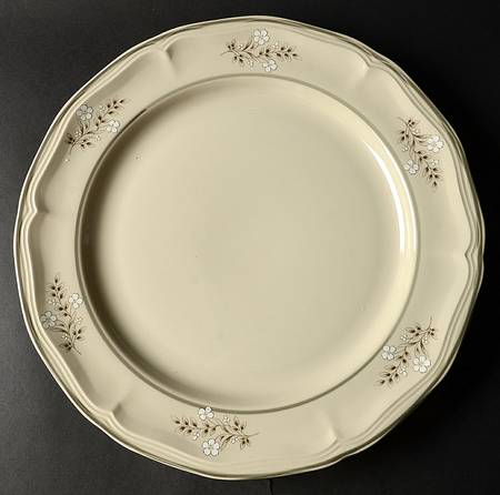New Port 12" Chop Plate (Round Platter)