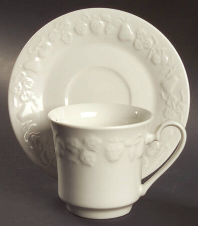 Porto Blanco Flat Cup & Saucer Set