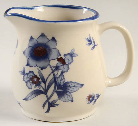 Versailles (Dark Blue Flowers) Creamer