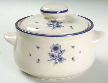 Versailles (Dark Blue Flowers) Individual Casserole & Lid