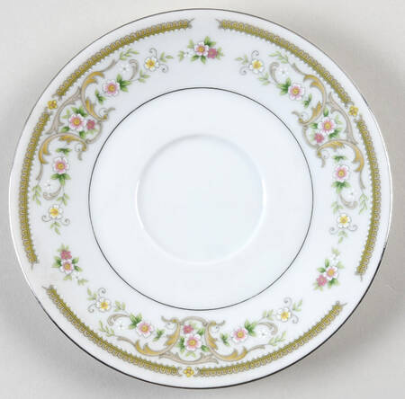 Dressy Saucer