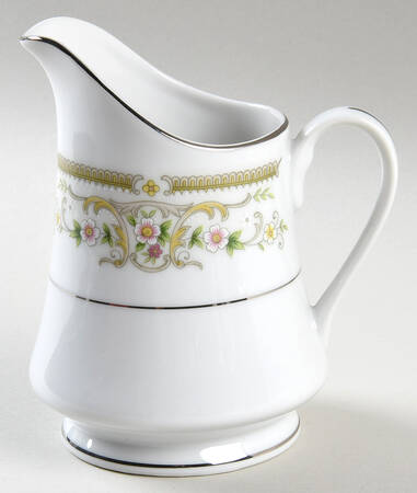 Dressy Creamer