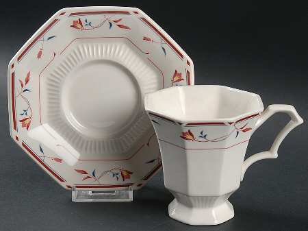 Ambrosia Footed Cup & Saucer Set