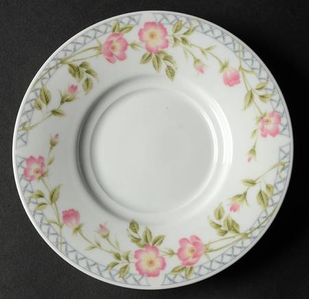 Arbor Roses Saucer