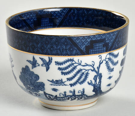 Blue Willow Handleless Tea Cup