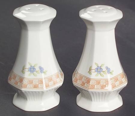 Cameo Rose Salt & Pepper Set