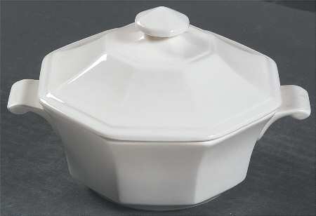 Classic White Individual Casserole & Lid