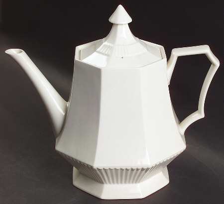 Classic White Teapot & Lid by Nikko