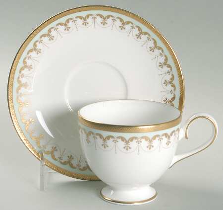 Corinthian Footed Cup & Saucer Set