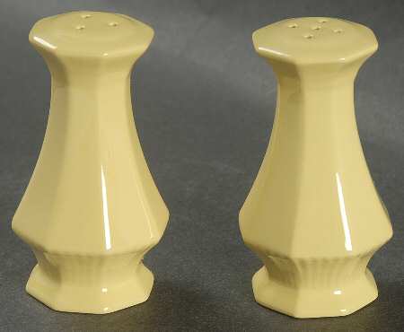 Daffodil Salt & Pepper Set