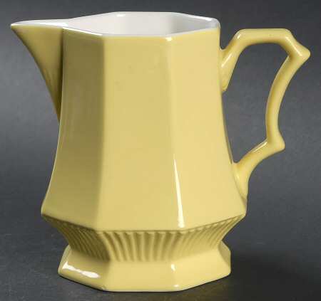 Daffodil Creamer