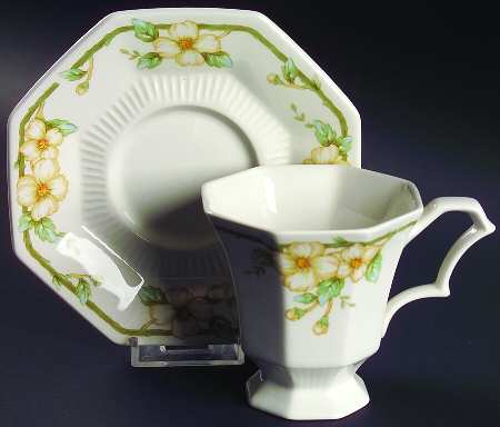Dogwood Footed Cup & Saucer Set