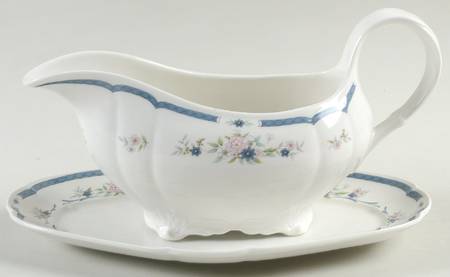 Fascination Gravy Boat & Underplate