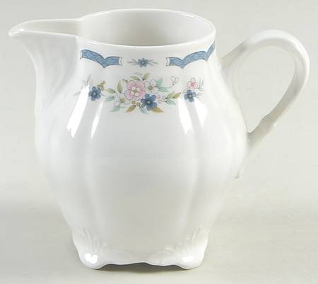 Fascination Creamer
